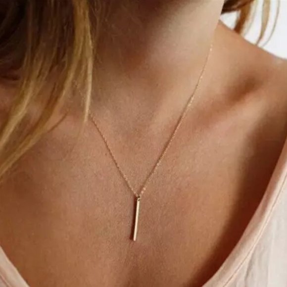 Jewelry - New Gold Tone Single Vertical Bar Necklace